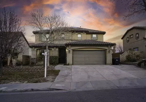 36752 30th St E, Palmdale, CA 93550 photo 2