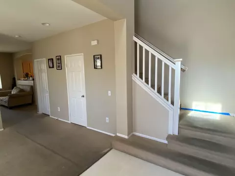 44005 Camellia St, Lancaster, CA 93535 photo 3