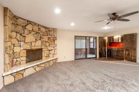 44745 Lowtree Ave, Lancaster, CA 93534 photo 17