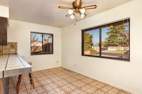 44745 Lowtree Ave, Lancaster, CA 93534 photo 16