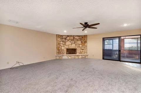44745 Lowtree Ave, Lancaster, CA 93534 photo 18