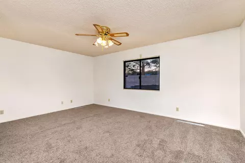 44745 Lowtree Ave, Lancaster, CA 93534 photo 25