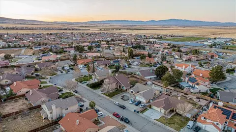 6231 Granite Ct, Lancaster, CA 93536 photo 9