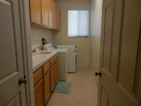 5729 Adobe Dr, Palmdale, CA 93552 photo 8