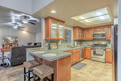44211 Fine St, Lancaster, CA 93536 photo 4