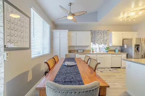42038 Pleasant View Dr, Lancaster, CA 93536 photo 12