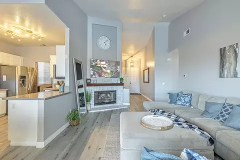 42038 Pleasant View Dr, Lancaster, CA 93536 photo 9