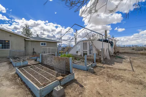 8503 Avenue J E, Lancaster, CA 93535 photo 14