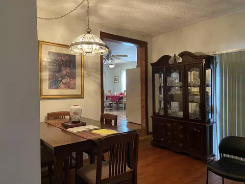 607 Sloan Ave N, Compton, CA 90221 photo 11