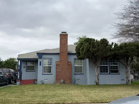 607 Sloan Ave N, Compton, CA 90221 photo 2