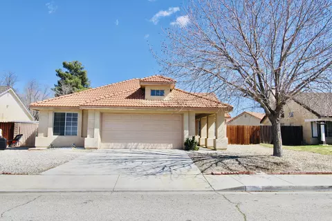 43466 Grange St, Lancaster, CA 93535 photo 1
