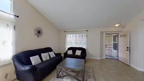 43466 Grange St, Lancaster, CA 93535 photo 2