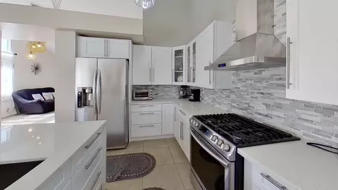 43466 Grange St, Lancaster, CA 93535 photo 9
