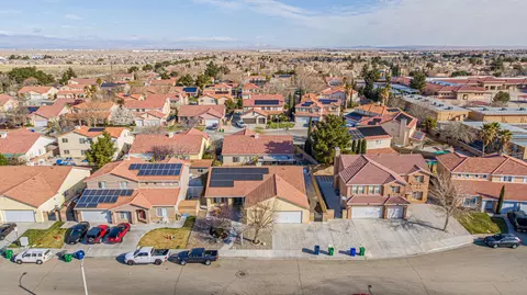2775 Chaplin Dr, Lancaster, CA 93536 photo 44