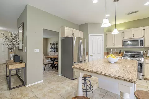 2775 Chaplin Dr, Lancaster, CA 93536 photo 22