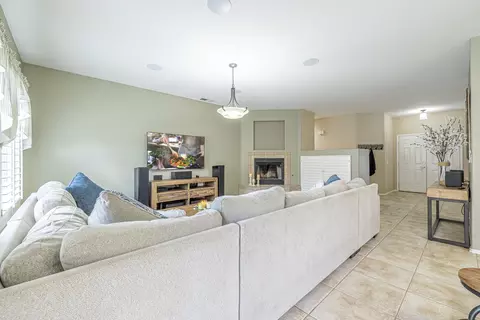 2775 Chaplin Dr, Lancaster, CA 93536 photo 20