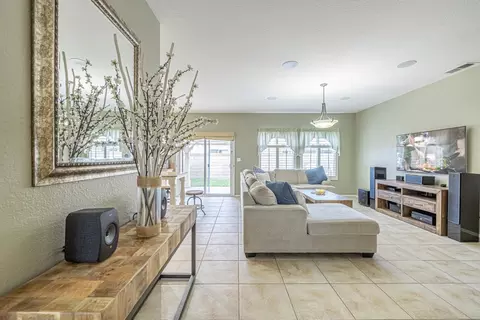 2775 Chaplin Dr, Lancaster, CA 93536 photo 17
