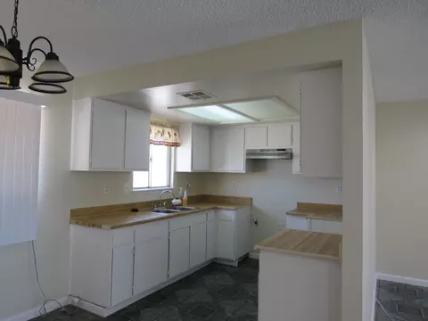 41026 166th St, Lancaster, CA 93535 photo 11