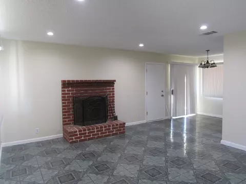 41026 166th St, Lancaster, CA 93535 photo 10
