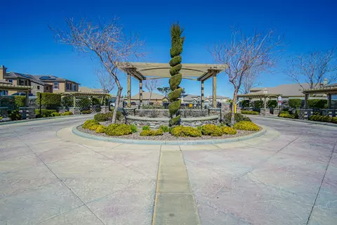 41606 Firenze St, Lancaster, CA 93536 photo 3
