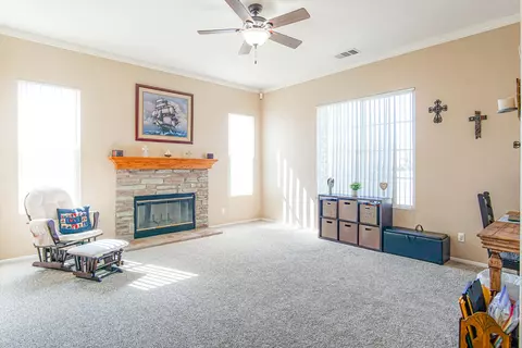 41606 Firenze St, Lancaster, CA 93536 photo 13