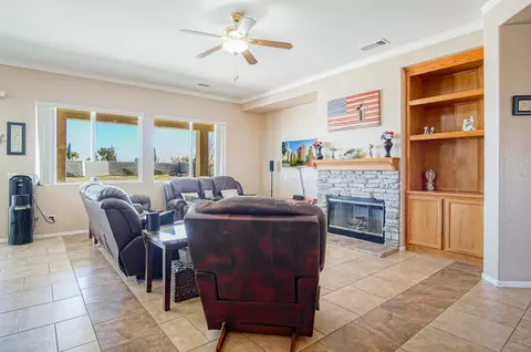 41606 Firenze St, Lancaster, CA 93536 photo 24