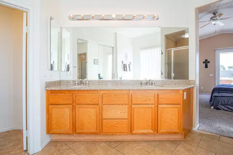 41606 Firenze St, Lancaster, CA 93536 photo 32