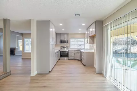44508 13th St E, Lancaster, CA 93535 photo 10