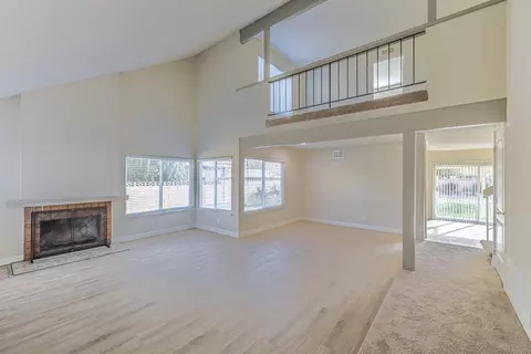 44508 13th St E, Lancaster, CA 93535 photo 4