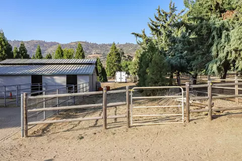 26921 Columbia Way, Tehachapi, CA 93561 photo 46