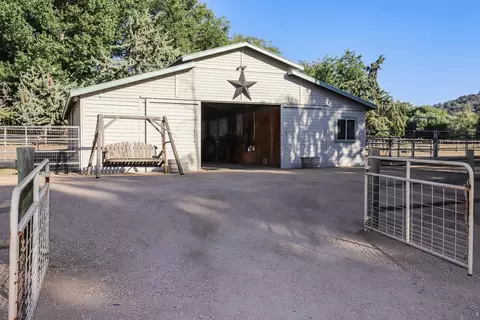 26921 Columbia Way, Tehachapi, CA 93561 photo 37