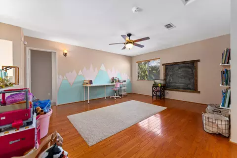 42235 Brighton St, Lancaster, CA 93536 photo 17