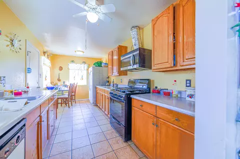 38654 21st St E, Palmdale, CA 93550 photo 11