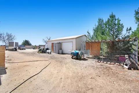 3631 Avenue K E, Lancaster, CA 93535 photo 36