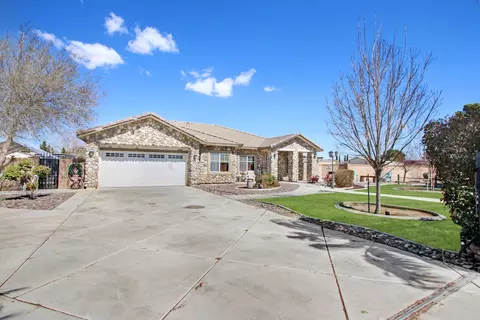 3631 Avenue K E, Lancaster, CA 93535 photo 1
