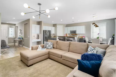 1733 Imperial St, Lancaster, CA 93534 photo 7