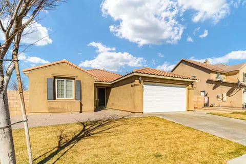 1733 Imperial St, Lancaster, CA 93534 photo 3