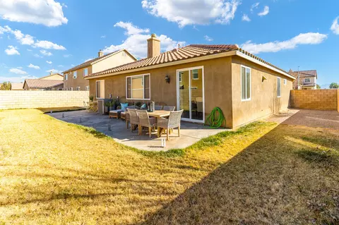 1733 Imperial St, Lancaster, CA 93534 photo 24