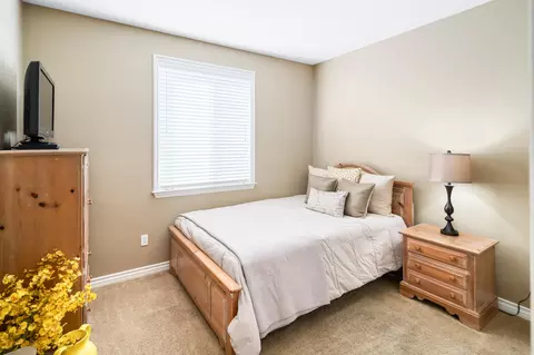 1733 Imperial St, Lancaster, CA 93534 photo 19