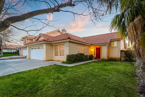 42417 Coronet Ct, Lancaster, CA 93536 photo 1