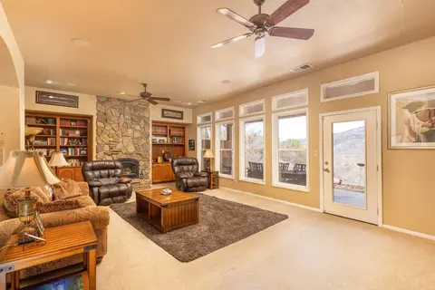26621 Brian Pl, Tehachapi, CA 93561 photo 8