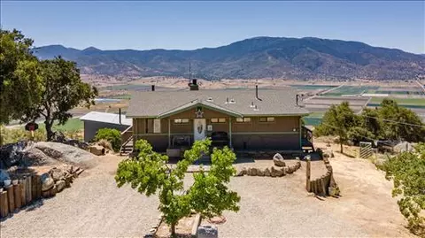 26852 Trotter Dr, Tehachapi, CA 93561 photo 1