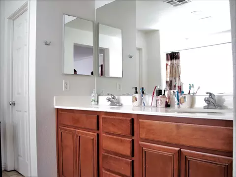 37606 Ruby Red Ln, Palmdale, CA 93551 photo 23