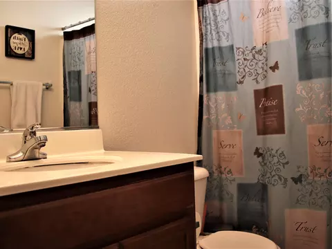37606 Ruby Red Ln, Palmdale, CA 93551 photo 9