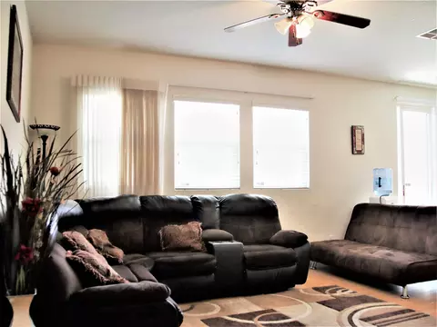 37606 Ruby Red Ln, Palmdale, CA 93551 photo 6