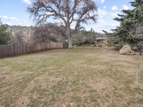 21712 Mountain Dr, Tehachapi, CA 93561 photo 35