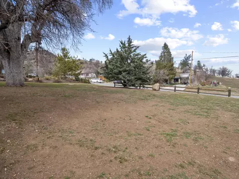 21712 Mountain Dr, Tehachapi, CA 93561 photo 31
