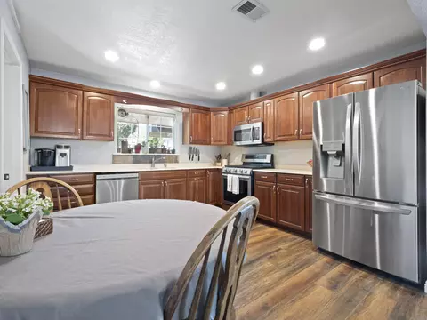 21712 Mountain Dr, Tehachapi, CA 93561 photo 10