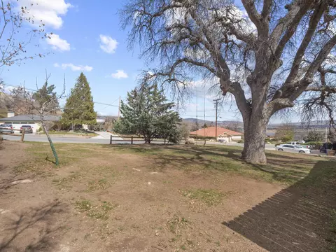 21712 Mountain Dr, Tehachapi, CA 93561 photo 30