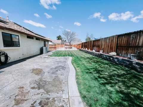 43030 Flag St, Lancaster, CA 93536 photo 22